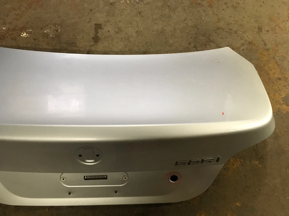 BMW 525i E60 2004 maletero trasero escotilla cubierta tapa puerta trasera elevador plata OEM+ Foto 3 de 4