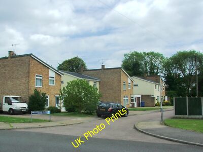 Photo 12x8 Millstream Close, Faversham  c2015