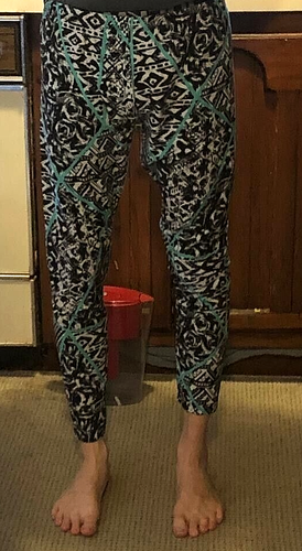 No Boundaries black and white Soft Ankle Leggings Size L - Picture 9 of 9