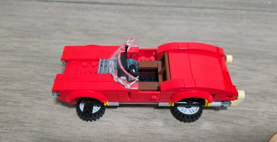 LEGO 76077 Marvel Exclusive Iron Man Car Only READ DISCRiPTION 99 % Complete - Image 2 of 4