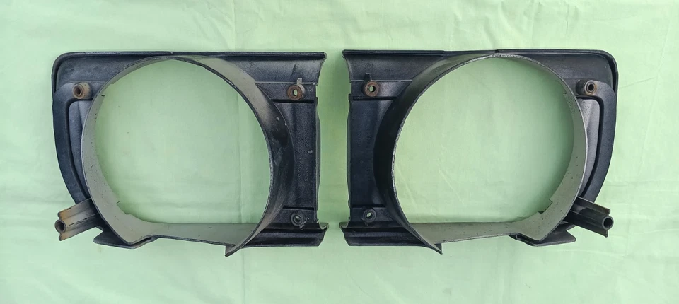 Bisel de faros oscilantes Dodge Demon Dart 1970 1971 Mopar Foto 4 de 4