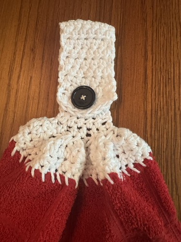 Crochet Top (2) Hanging Kitchen Dish Towels ( Vintage Red Truck Apples Solid ) - Picture 6 of 6