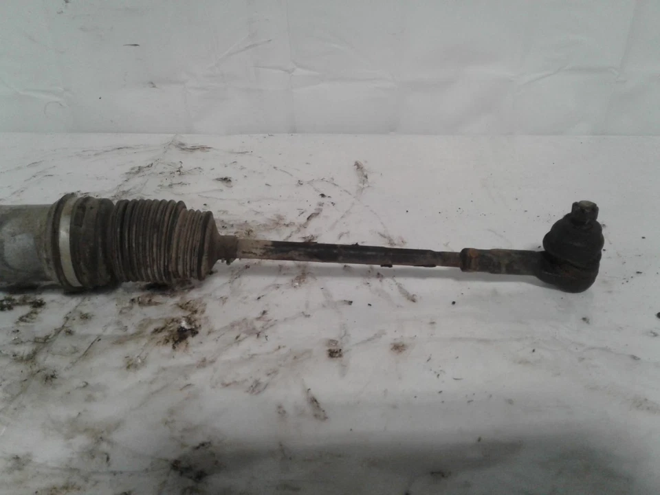 Used Rack and Pinion Assembly fits: 1994 Ford Escort Power Rack and Pinion Ford Foto 2 de 4