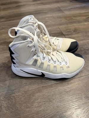 Nike Zoom Hyperdunk  2016 Basketball Shoes Women s Size 8