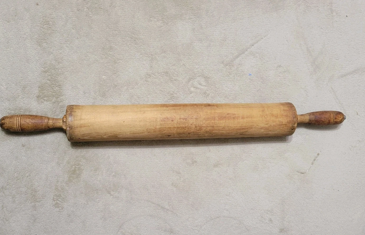 Thorpe Rolling Pin Company , Cheshire, Conn. 28 Inches Long Xtra Large Pin