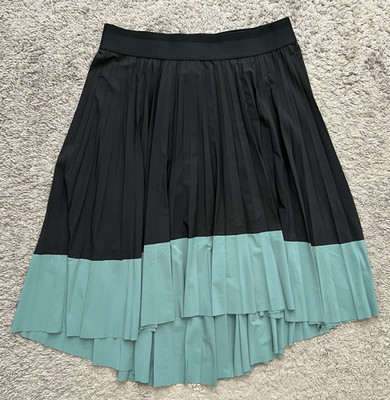 ATHLETA Swing Forward Pleated Skirt High Low Black Teal Style #533689 Women's XL