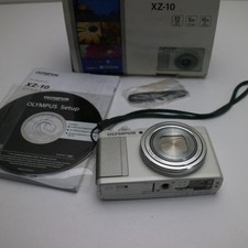 Excellent condition OLYMPUS XZ-10 STYLUS white digital camera.