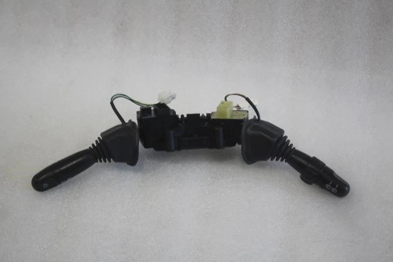 Interruptores de columna de dirección Suzuki Reno 2008 intermitente y limpiaparabrisas Foto 2 de 4