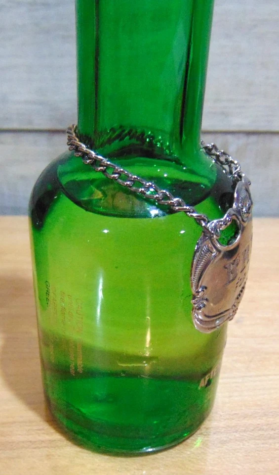 2 Bottles of Brut Classic Edt Perfume Spray For Men 1.5 Ozs & 3.2 Ozs - Image 2 of 3