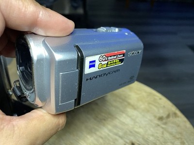 Sony Handycam DCR-SX41 Camcorder Video 60x Zoom 8GB Memory Tested