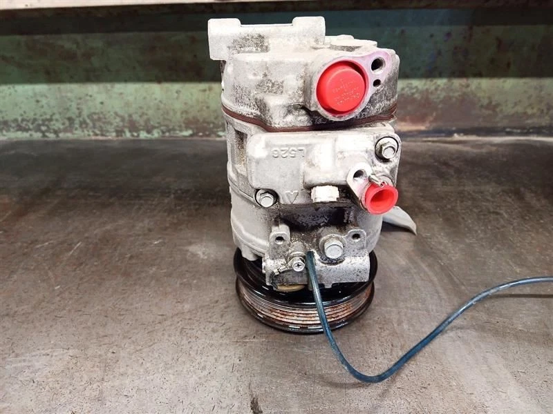 Compresor embrague aire acondicionado turbo 96-04 AUDI A6 8396649 Foto 3 de 4