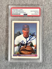 TEXAS RANGERS- IVAN RODRIGUEZ AUTOGRAPH 1991 BOWMAN #272 PSA SLAB ROOKIE CARD 
