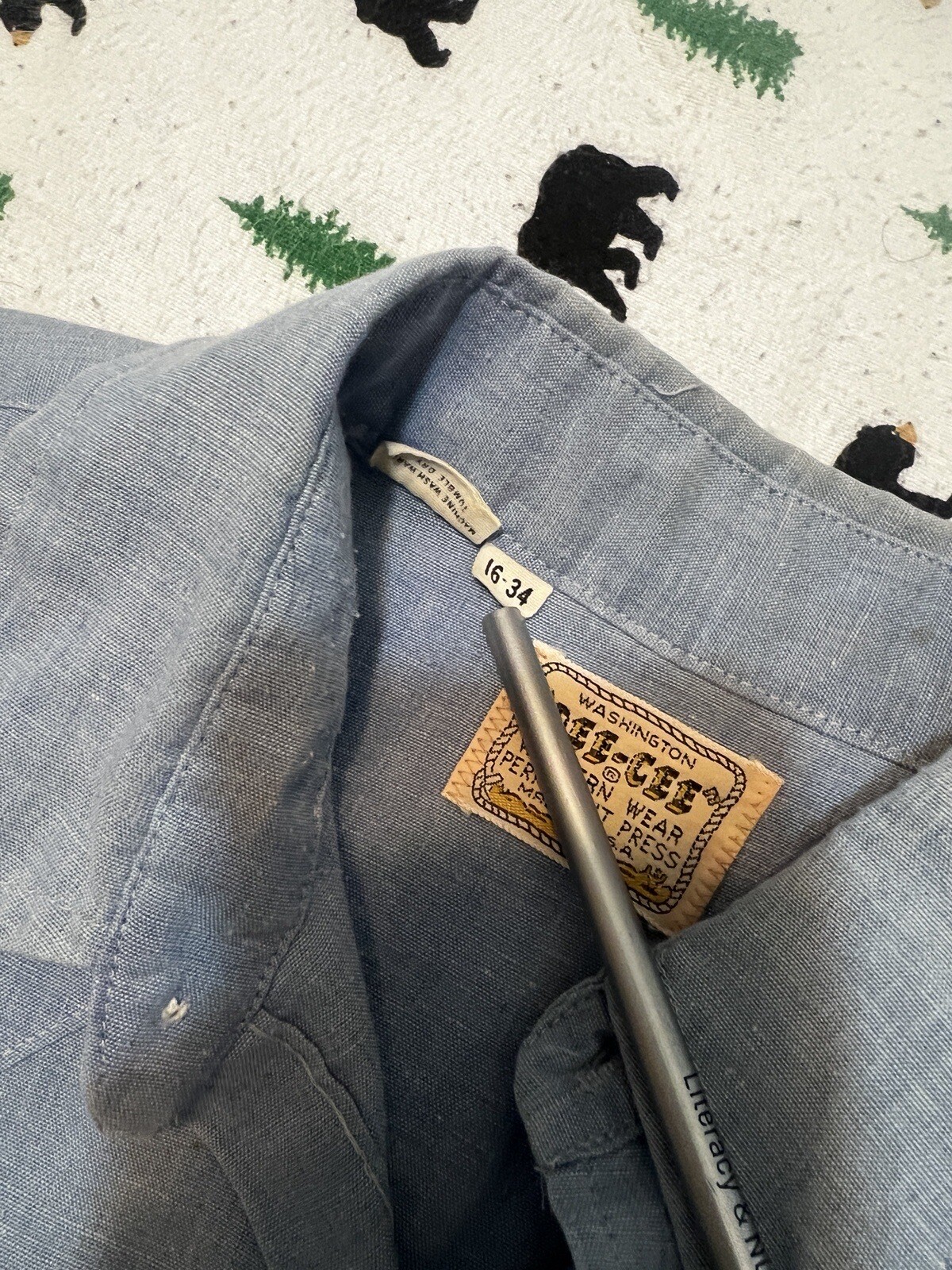 Vtg Dee Cee Western Snap Button Panel Back Chain … - image 4