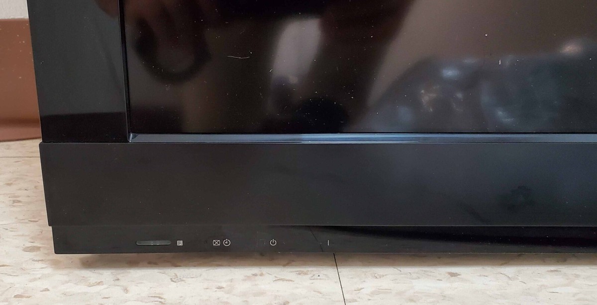 Sony Bravia KDL-52XBR6 52