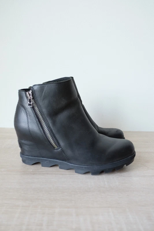 sorel joan of arctic wedge ii chelsea waterproof ankle boots