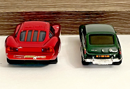 Die cast cars (2 qty.) - Disney Pixar and Matchbox 1971 MGB GT Coupe - mixed lot - Picture 3 of 7