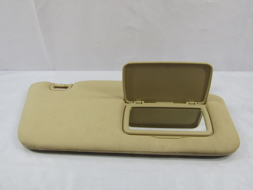 Оригинальный солнцезащитный козырек для правой стороны пассажира Subaru Forester 2006-2008 годов выпуска - Изображение 3 из 4