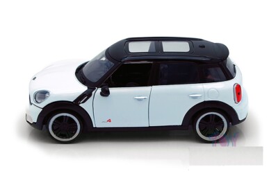 Mini Cooper S Countryman w Sunroof Motor Max Diecast 6.75