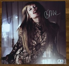 Miley Cyrus SIGNED Something Beautiful Photo Autograph & Vinyl BECKETT BAS COA