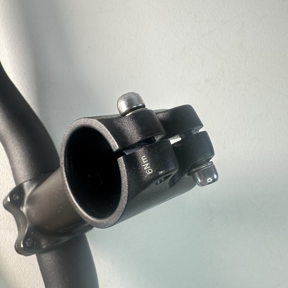 FSA XC 282 31.8 Rise Handlebar 660mm & FSA OS190 Threadless Bike