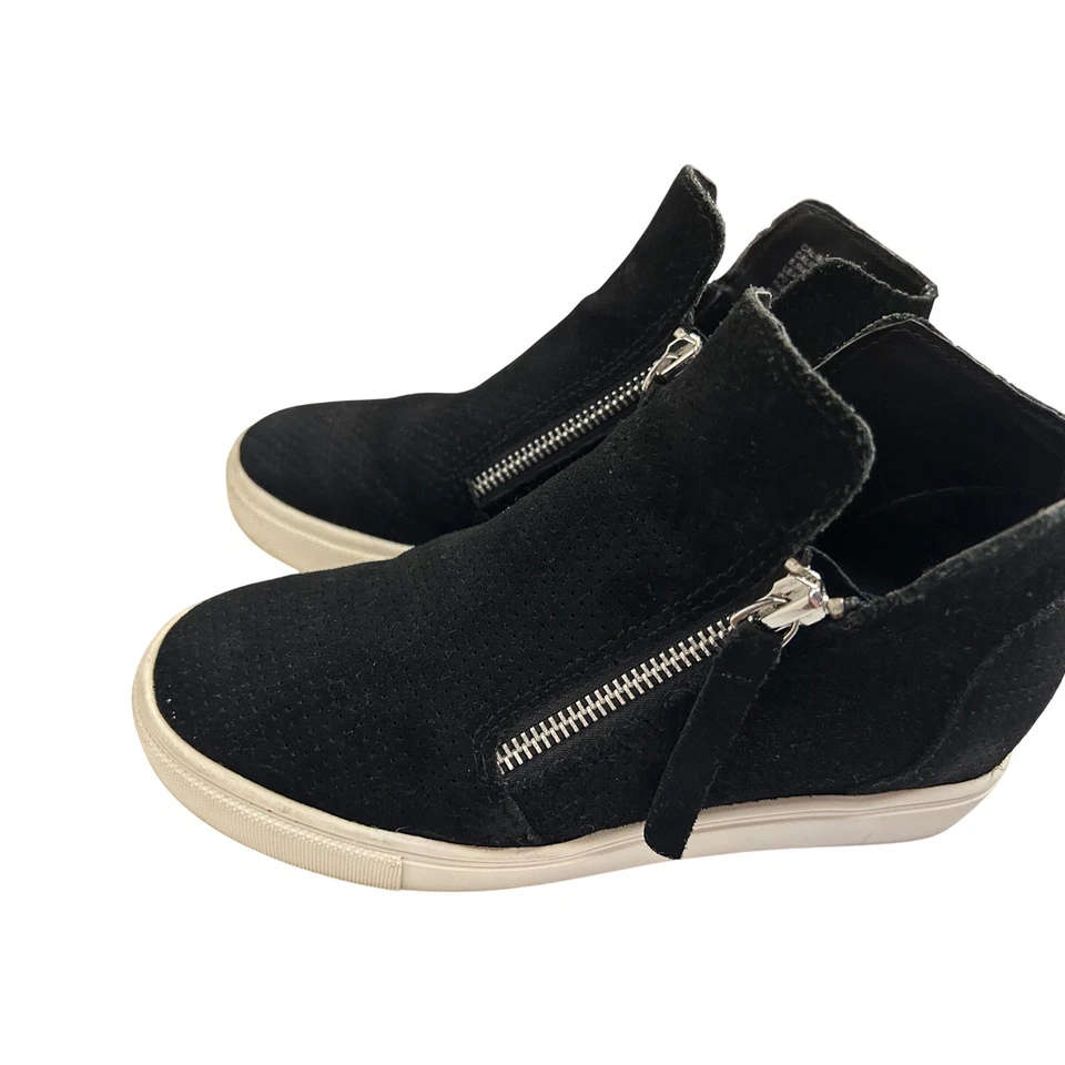 Steve Madden Caliber Black Suede Leather Wedge Heel Zip Up Sneakers W 6.5  Y 4.5 - Image 3 of 4