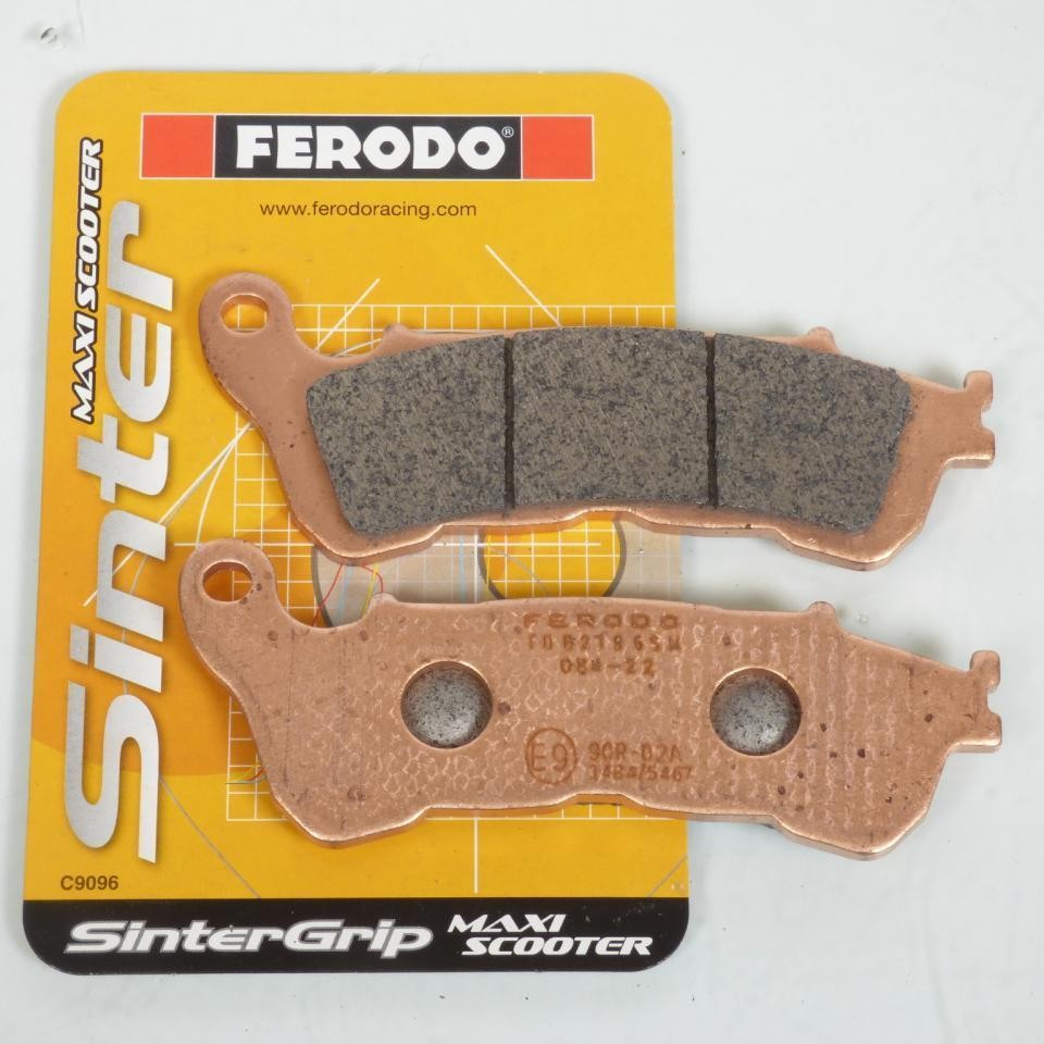 Plaquette de frein Ferodo pour rouler serein en scooter Honda 300 SH I sous la pluie