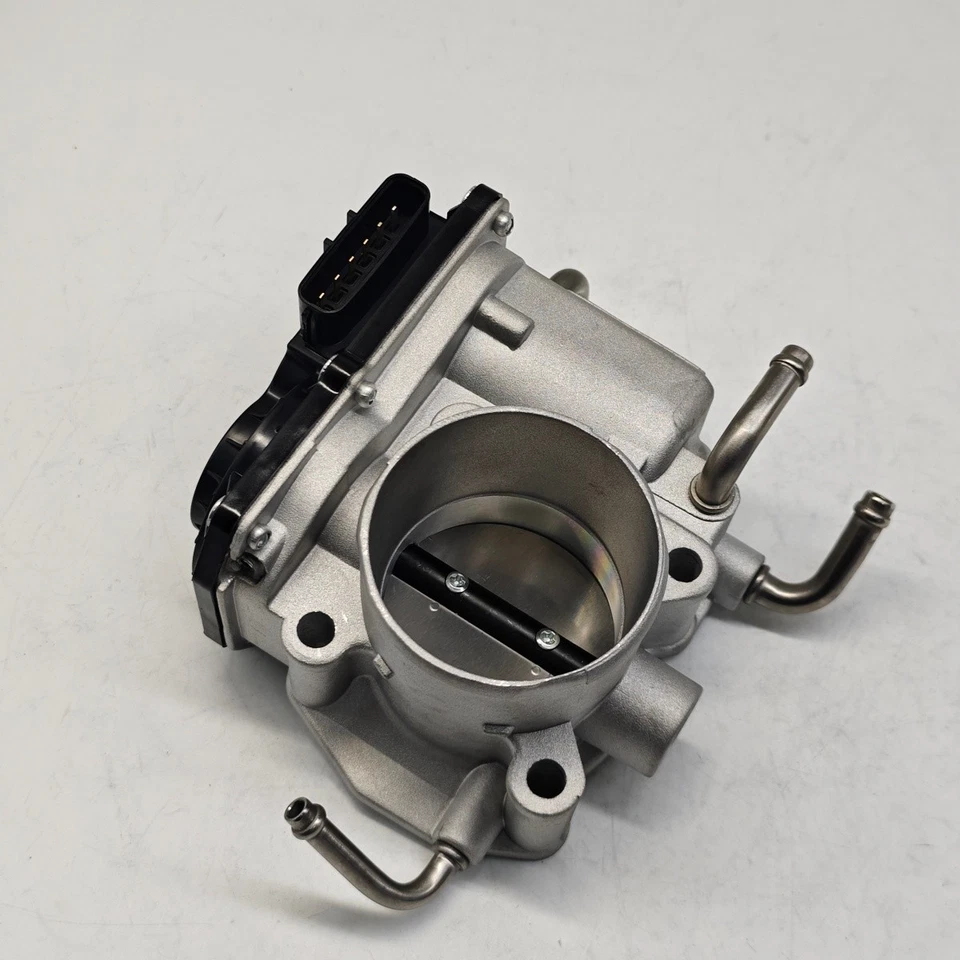 Cuerpo del acelerador Bosch para Toyota Camry Solara Highlander RAV4 Scion tC 22030-28040 Foto 2 de 4