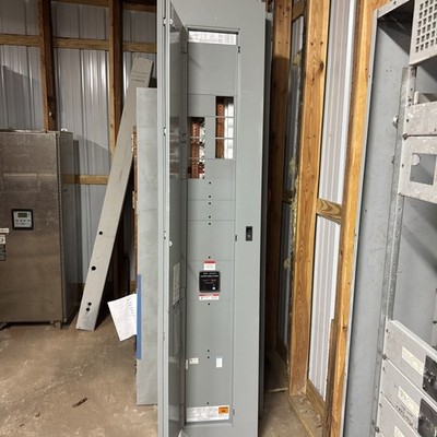 EATON PRL3A 400 AMP MLO 277/480V  PANELBOARD WITH SURGE SUPRESSOR EXCELLENT USED