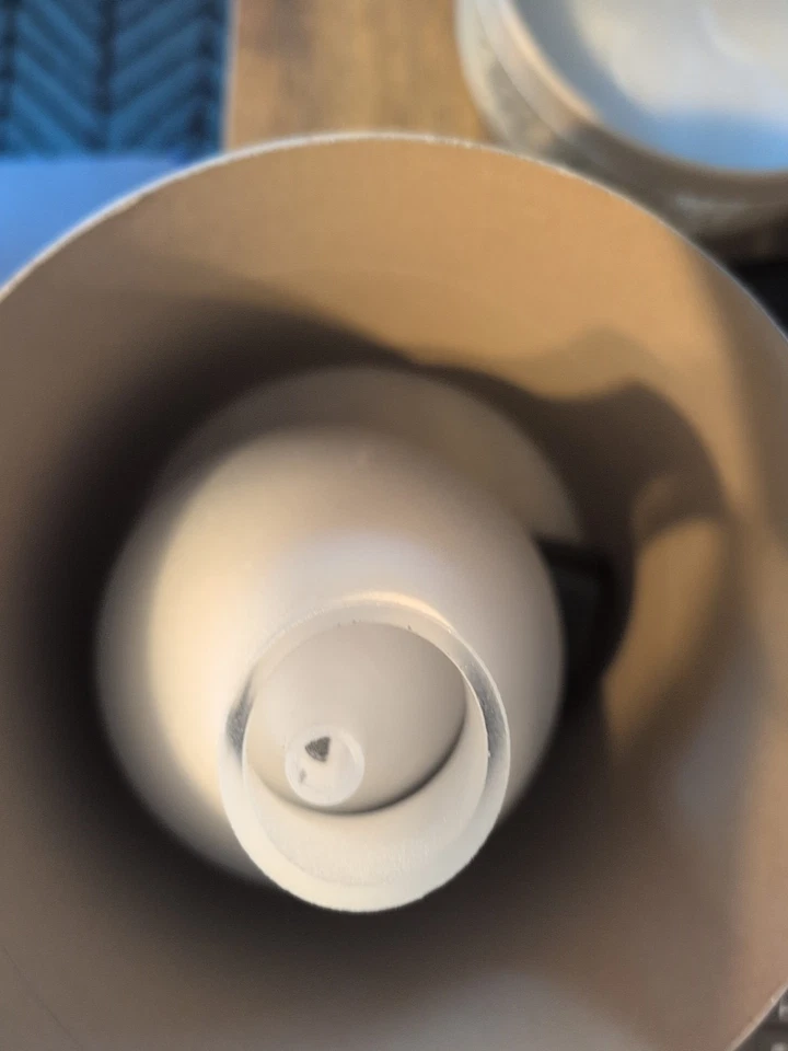 Scentsy Teardrop Instill Shade and LED Corded Plastic Teardrop W/ Box - Image 4 of 4