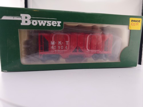 Modelo de vagón de tren Bowser escala HO 41323 MKT 70 toneladas 2 bahías cubierta 40904 | Zustand: Used