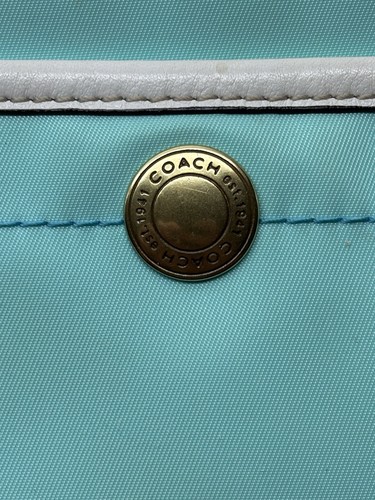 COACH Vintage cosmetic bag with strap Powder Blue . 1990s Rare Authentic - Bild 9 von 10
