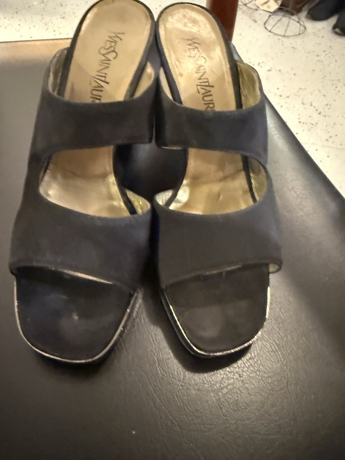 Scarpe vintage Yves Saint Laurent taglia 8 in ottime condizioni