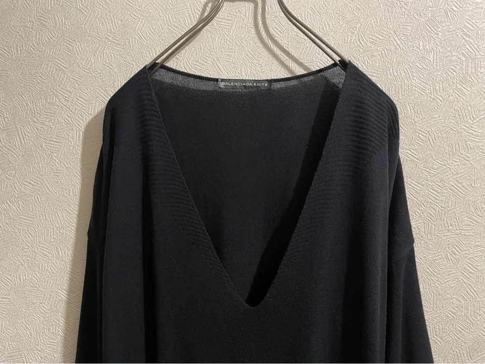 VESTIDO DE PUNTO USADO HECHO EN FRANCIA BALENCIAGA CUELLO EN V / ACEPTABLE Foto 4 de 4