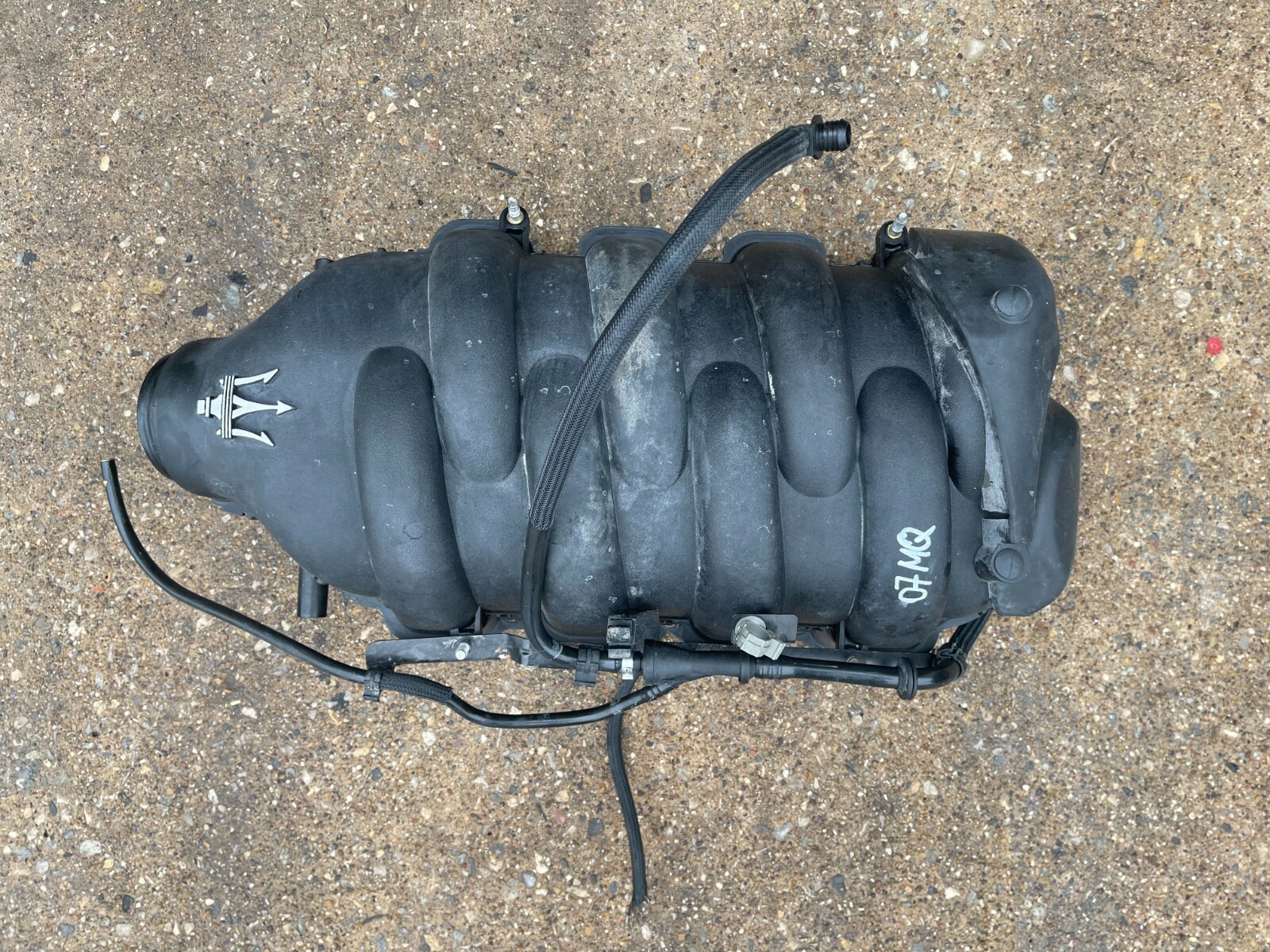 2007 Maserati Quattroporte 4.2L V8 engine AIR INTAKE MANIFOLD OEM