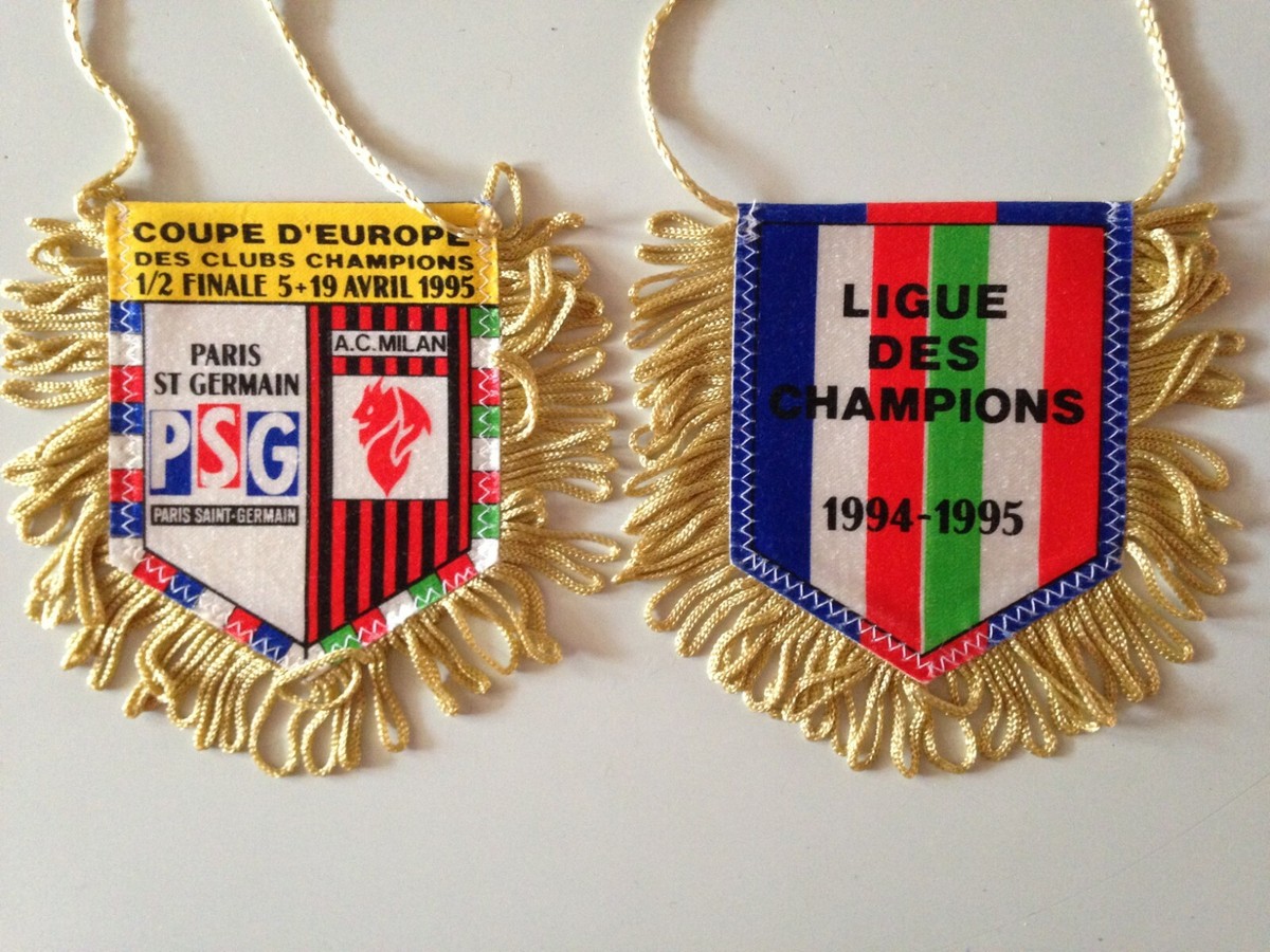 petit fanion )) PSG V VAC FC SAMSUNG * C. EUROPE C1 1994/95