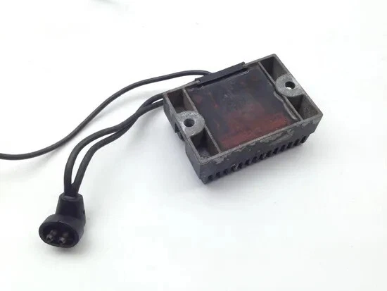 Ignition Voltage Regulator 1986 Harley-Davidson Wide Glide FXWG 2087 - Image 4 of 4