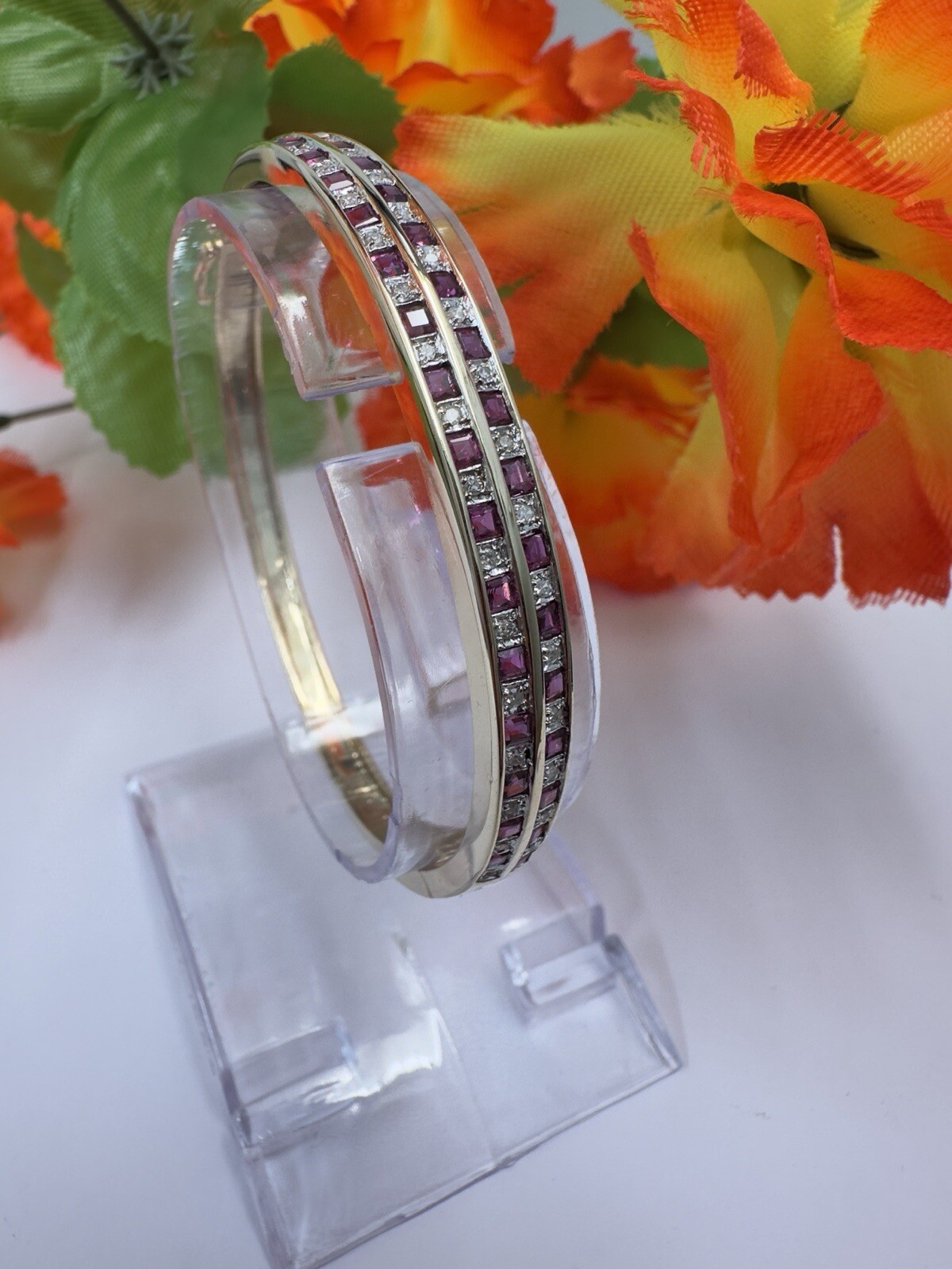 Gorgeous Ruby & Diamond Yellow Gold Bangle (1.70ct,0.35ct)