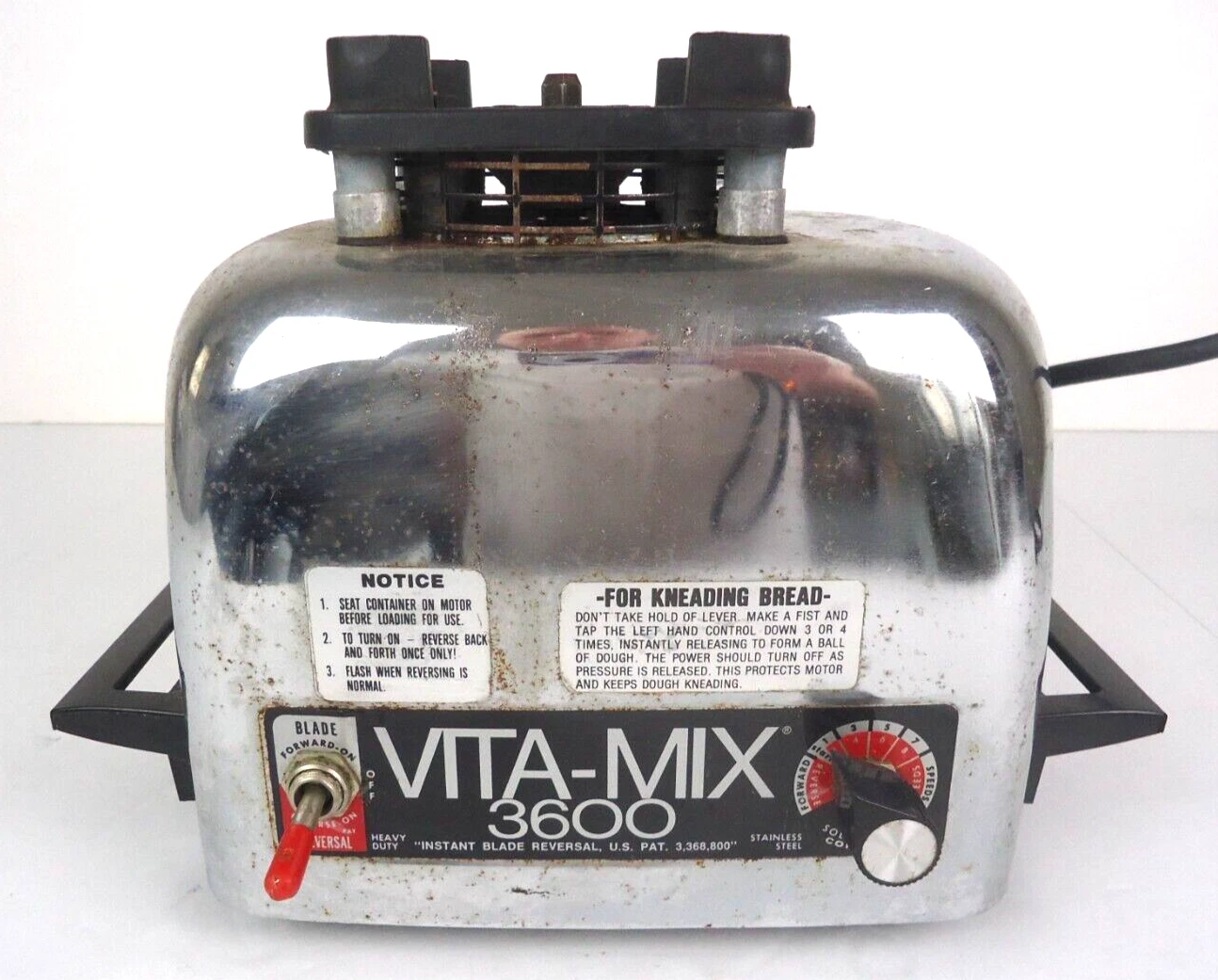 VitaMix 3600 Industrial Blender Mixer - MOTOR BASE ONLY - TESTED - RUSTY