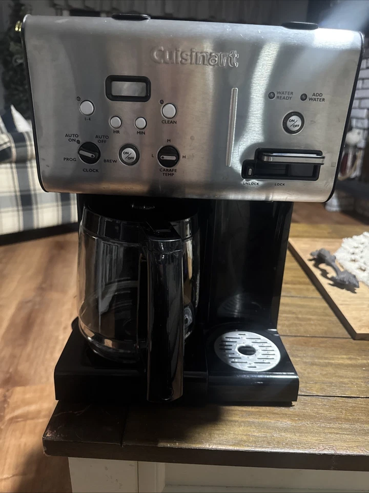 Coffee Maker Cuisineart Hot Water for Tea Combo CHW-12 Filter Style With Warmer - Image 2 of 4