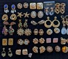 Vintage Gold Earrings Lot TRIFARI MONET VENDOME NAPIER KRAMER HASKELL 28 Pairs