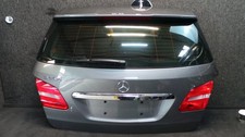 YA-300 *  Mercedes B-Klasse W246 Kofferraum Heckklappe 787 Mountingrau