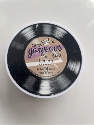 Benefit Records Some Kind-A Gorgeous Foundation Faker Deep 9,5g - Discontinued