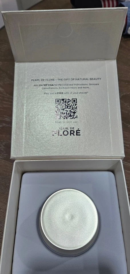 Pearl de Flore Le Rose Night Hydration Therapy 1.7 oz | Luxury Night Cream NIB - Image 4 of 4