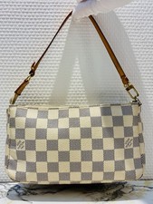 Louis Vuitton – Pochette Accessoire Damier Azur