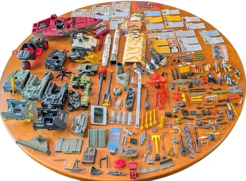 GI Joe Lot - Weapons, Accessories, Parts, ARAH Vintage 1980's (Video) No Reserve