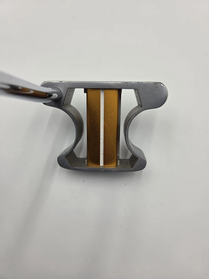 Walter Hagen Varsity Putter RH Golf Club - Image 4 of 4