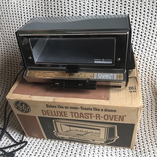 Vtg General Electric GE Deluxe Toast-R-Oven Trays Tested A2 T93 Box Very Clean