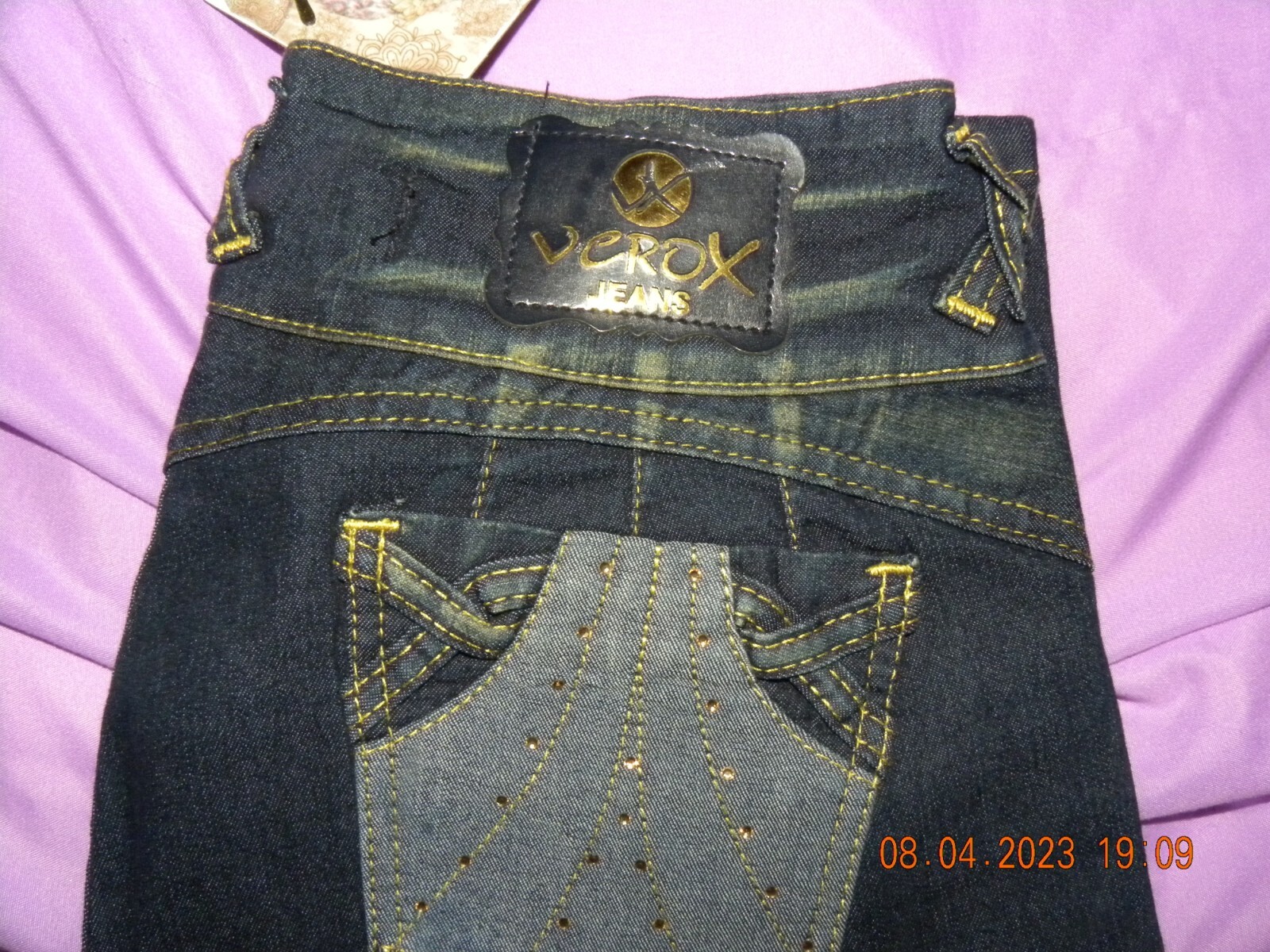 Picture 4 of 5