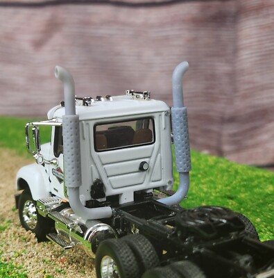 1:64 Scale 3D Printed Semi Truck Short 7'' Angled Out Exhaust Stacks Heat Shield