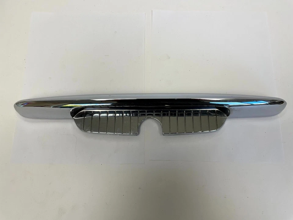 1953 Desoto Powermaster Trunk 甲板盖镀铬手柄 1490362 NOS。 — 第 4/4 张图片